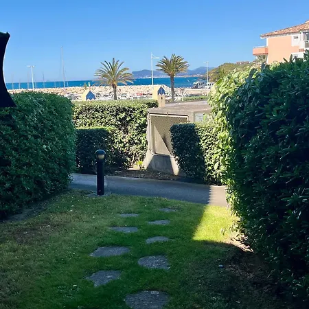 Vue Sur La Mer, A 50m Six-Fours-les-Plages